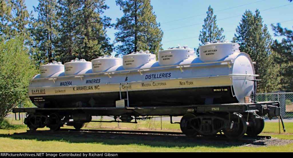 SHPX 6613 Tank Car